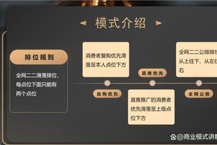 笑逐颜开！巴萨主席拉波尔塔乘车离开时不断向球迷鼓掌&竖大拇指